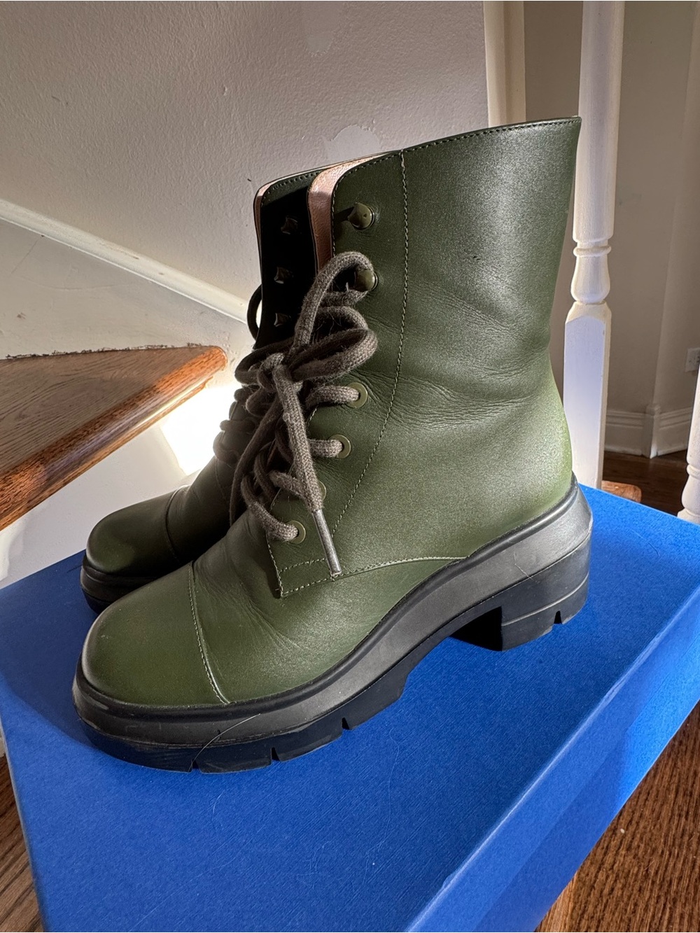 Stuart Weitzman Nisha Boots in Hunter Green Lace-Up Platform Combat Boots Size 5